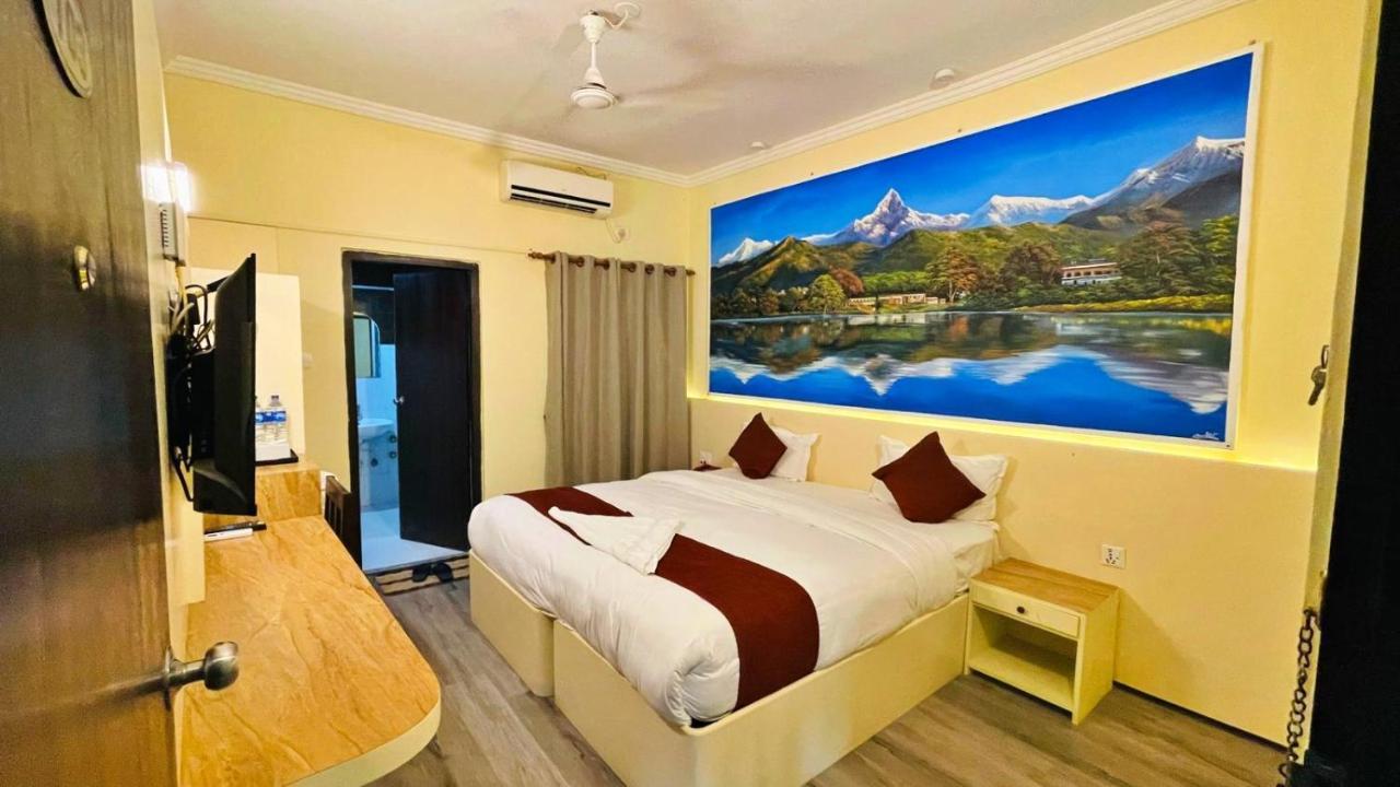 Hotel Peaceland Lumbini Eksteriør billede